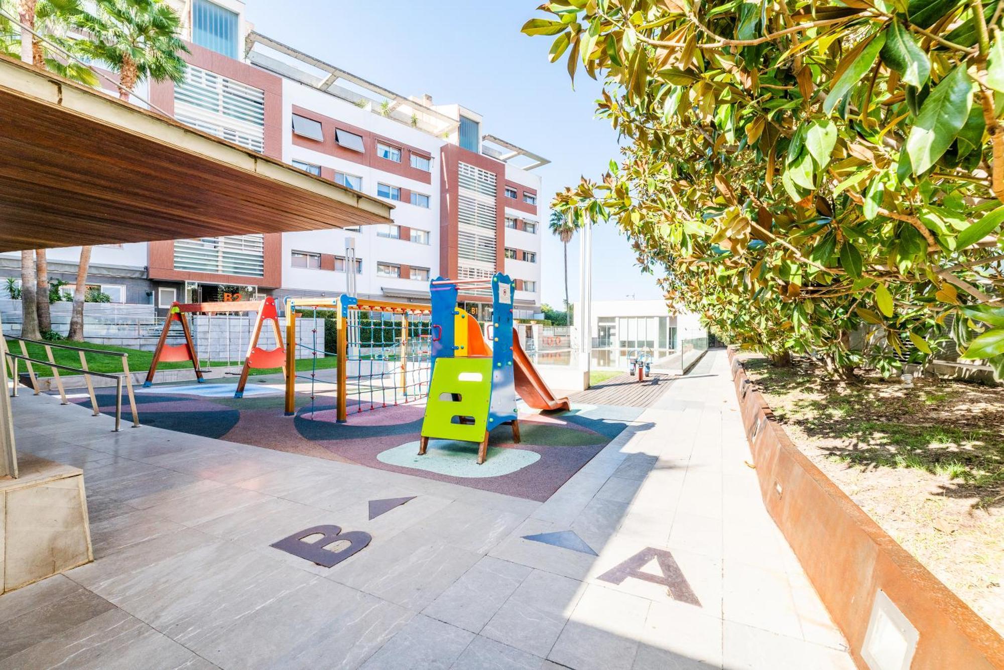 Tuguest Avenida De La Investigacion - Free Parking Διαμέρισμα Γρανάδα Εξωτερικό φωτογραφία